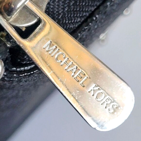 Michael Kors Black & Brown Signature Jet Set Monogram Zipper Wallet Silver - Picture 5 of 9